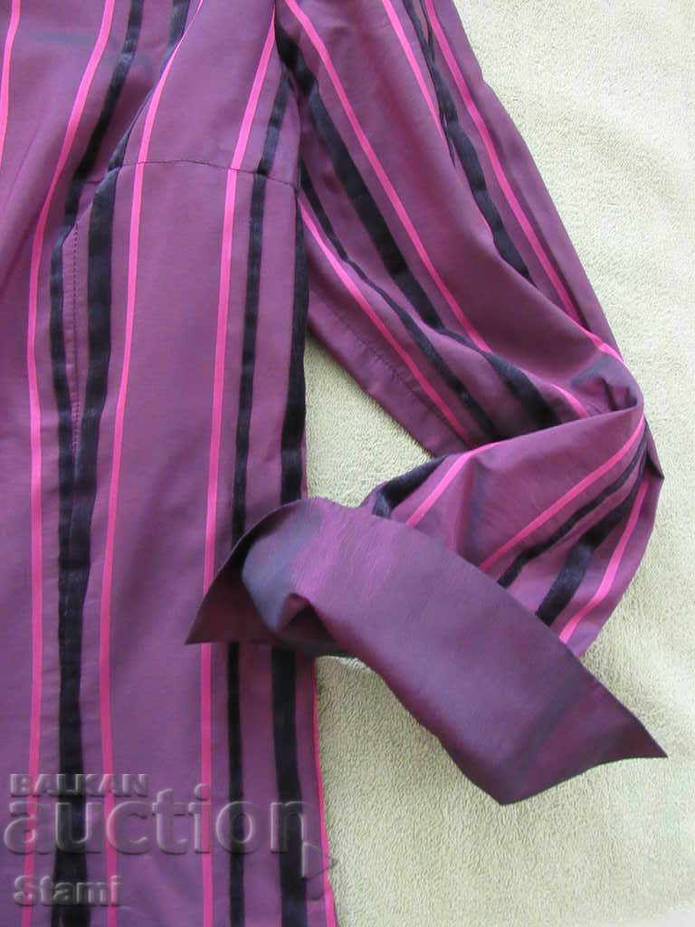Women's purple blouse with taffeta strip, size 50 - 5 Women's purple blouse with taffeta strip, size 50 - 5