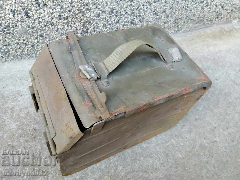 Μεταλλικό κουτί, φυσίγγιο για πολυβόλο Vladimirov με τιμή 63.00 BGN | € 32.21 Μεταλλικό κουτί, φυσίγγιο για πολυβόλο Vladimirov με τιμή 63.00 BGN | € 32.21