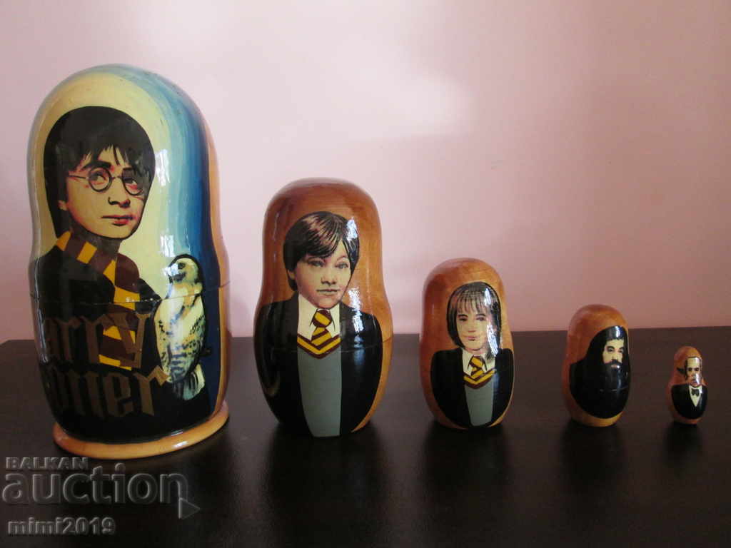 HARRY POTTER ξύλινο κούμπωμα, ζωγραφισμένο στο χέρι, 18εκ. με τιμή 36.00 BGN | € 18.41 HARRY POTTER ξύλινο κούμπωμα, ζωγραφισμένο στο χέρι, 18εκ. με τιμή 36.00 BGN | € 18.41