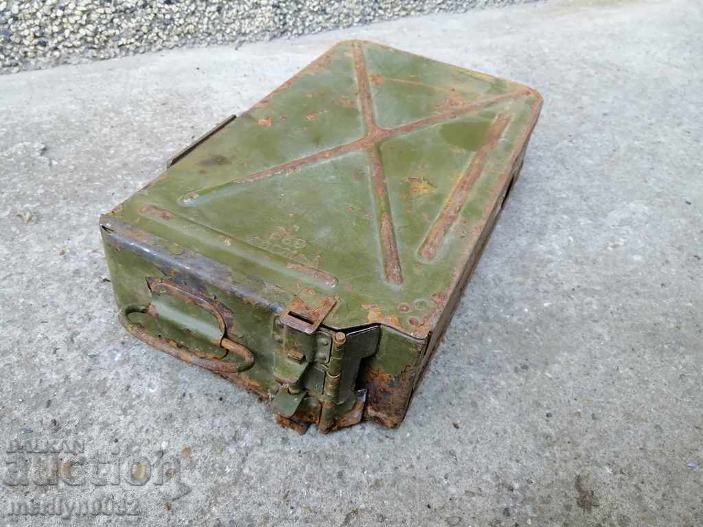 Κουτί πυρομαχικών, κουτί πυρομαχικών για πολυβόλο του 2ου Παγκοσμίου Πολέμου με τιμή 47.00 BGN | € 24.03