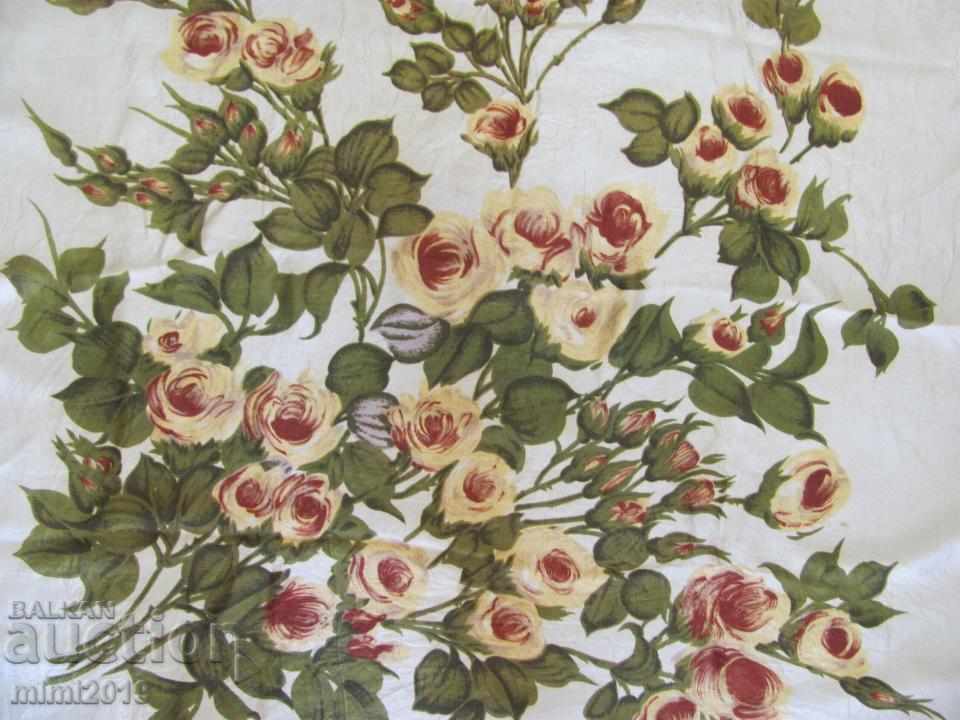 Delivery of Old 2 Pieces Ladies Silk Scarves Delivery of Old 2 Pieces Ladies Silk Scarves