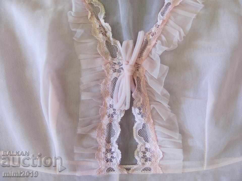 Auction 70s Old Lady's Nylon Nightgown Auction 70s Old Lady's Nylon Nightgown