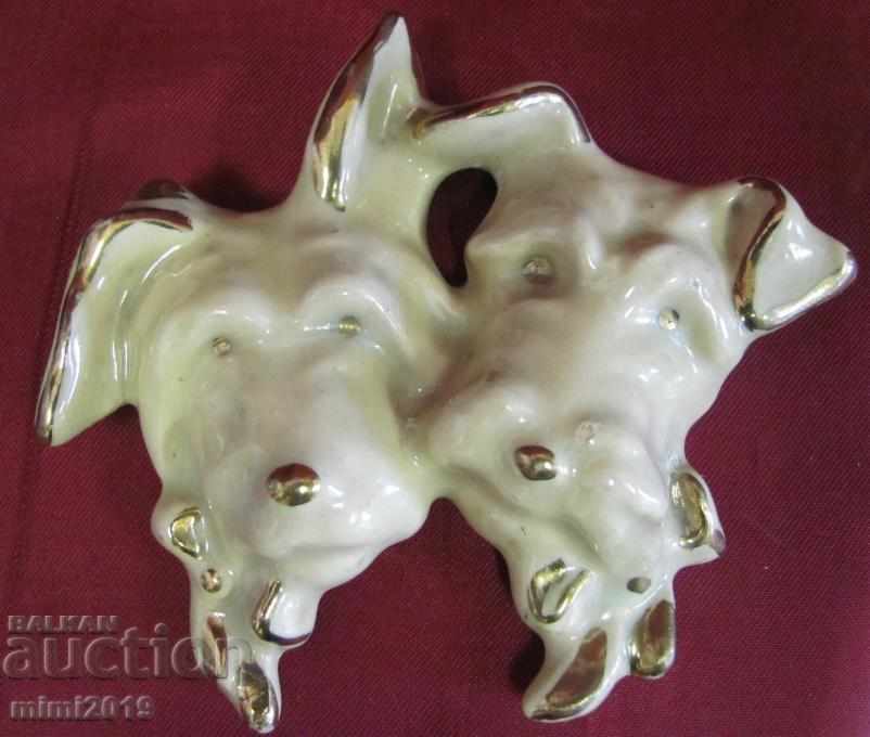 19th Century Loss Porcelain Figurine - Dogs