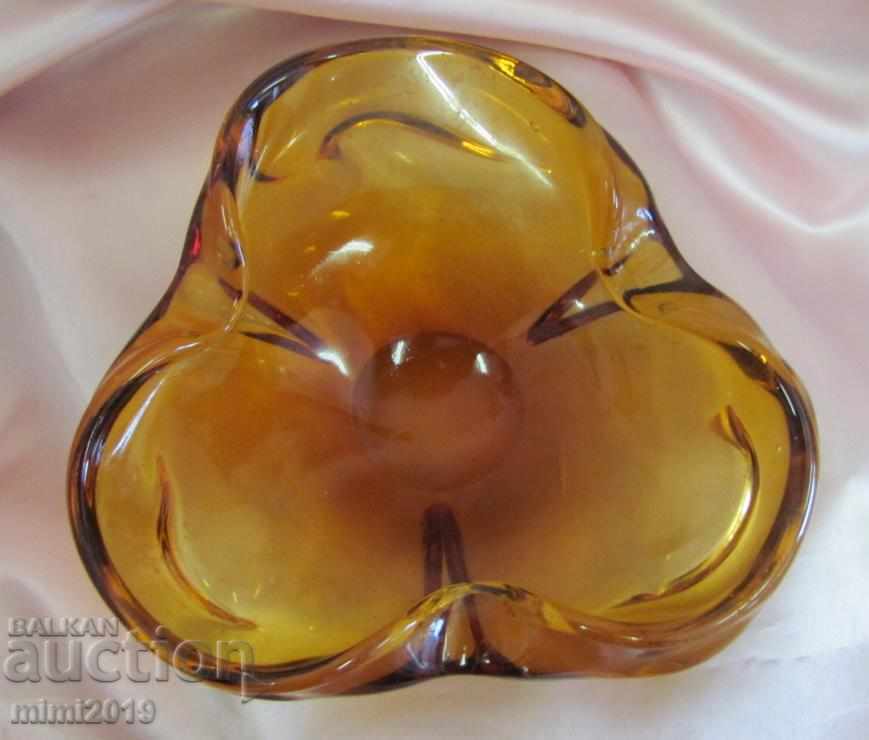 Crystal Glass Handmade Solid Heavy Ashtray with price 30.00 BGN | € 15.34 Crystal Glass Handmade Solid Heavy Ashtray with price 30.00 BGN | € 15.34