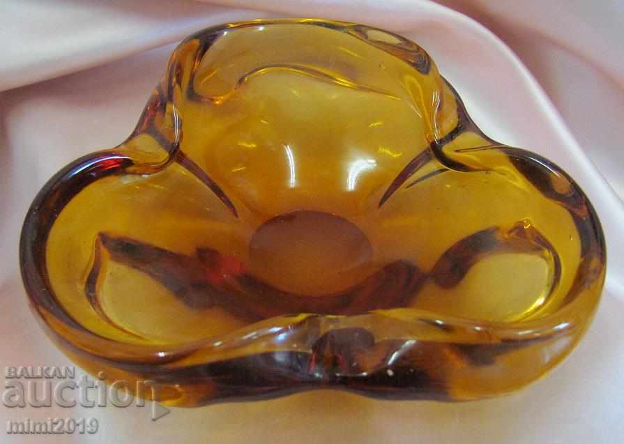 Delivery of Crystal Glass Handmade Solid Heavy Ashtray Delivery of Crystal Glass Handmade Solid Heavy Ashtray