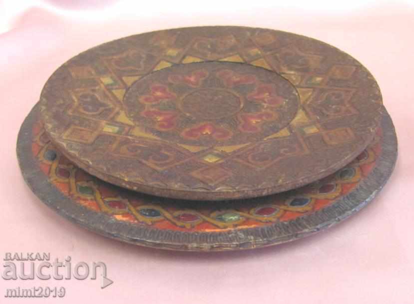 Delivery of 19th century 2 pieces Wooden Plate Albania Delivery of 19th century 2 pieces Wooden Plate Albania