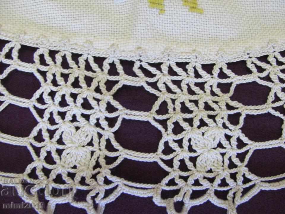 Old Hand Embroidery 2 Pieces Tablecloths, Box - 6 Old Hand Embroidery 2 Pieces Tablecloths, Box - 6