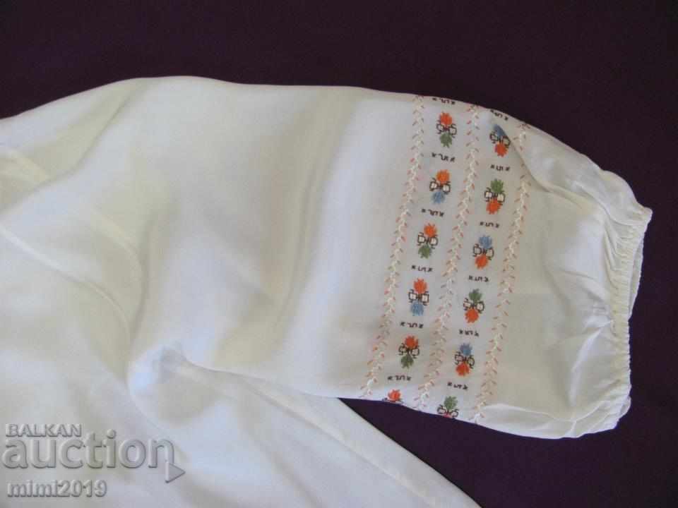Old Silk Folk Art Ladies Blouse with price 60.00 BGN | € 30.68