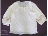 Παλιά μπλούζα γυναικών παλαιών ειδών από μετάξι
