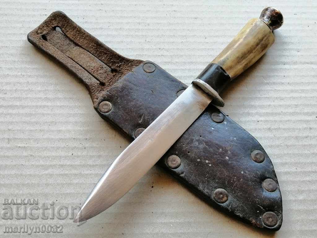 Delivery of An old knife with a guard and a cane of a warrior named Hitler