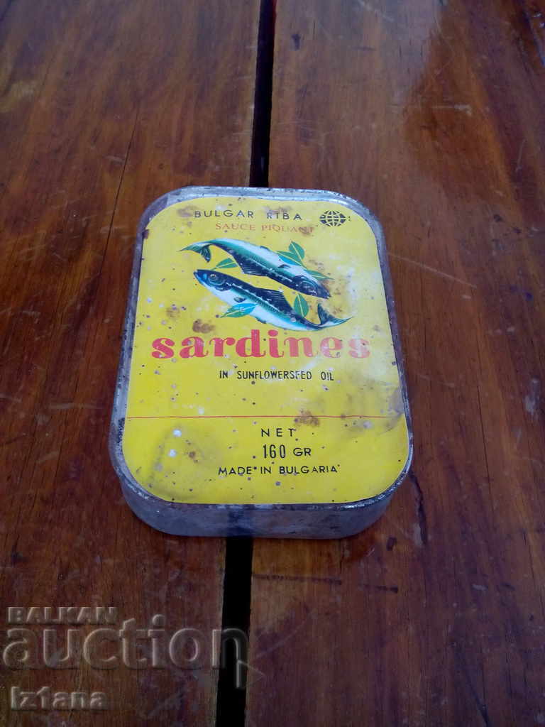 Old can of Sardinia