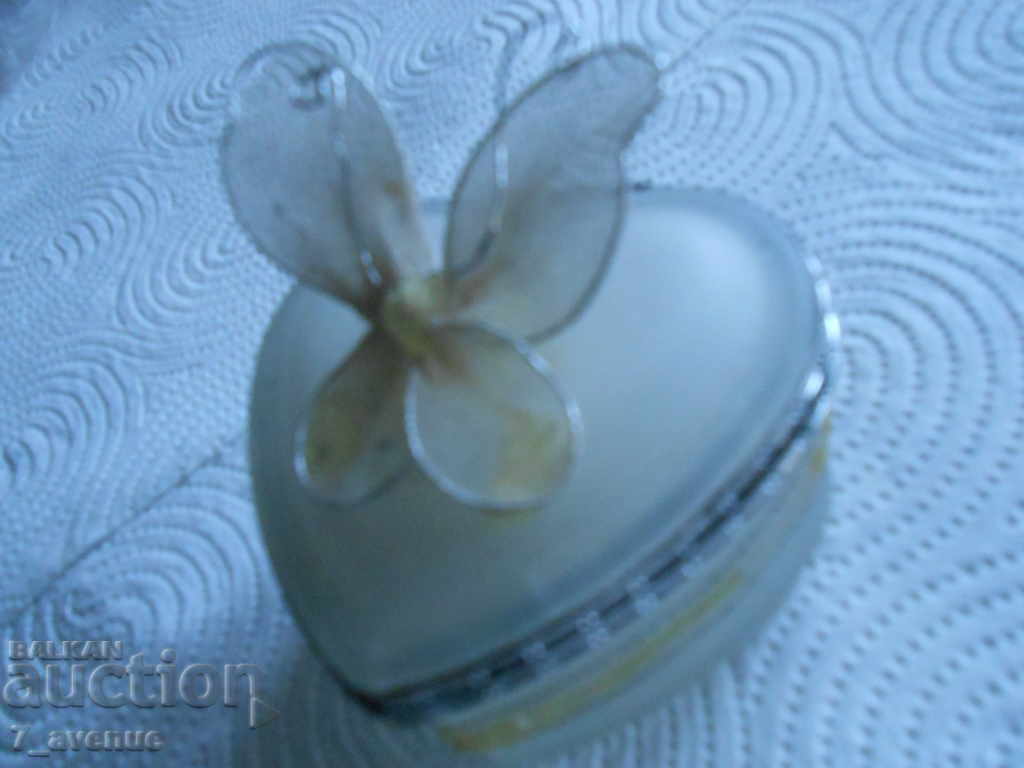 Old jewelry box or small items with price 14.00 BGN | € 7.16