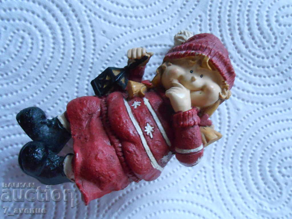 A little cute figure - a sitting girl - 6 A little cute figure - a sitting girl - 6