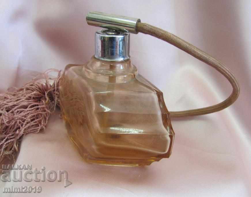 Delivery of 30s Art Deco Crystal Glass Bottles for Perfume Bohemia Delivery of 30s Art Deco Crystal Glass Bottles for Perfume Bohemia