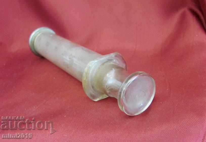 Delivery of World War I Glass Syringe U.S.A Delivery of World War I Glass Syringe U.S.A