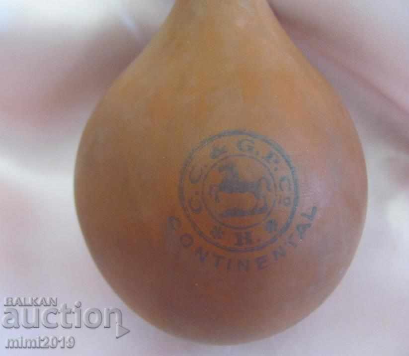 Το 30 μπαλόνι αντλίας καπνού της ηπειρωτικής Γερμανίας με τιμή 25.00 BGN | € 12.78 Το 30 μπαλόνι αντλίας καπνού της ηπειρωτικής Γερμανίας με τιμή 25.00 BGN | € 12.78