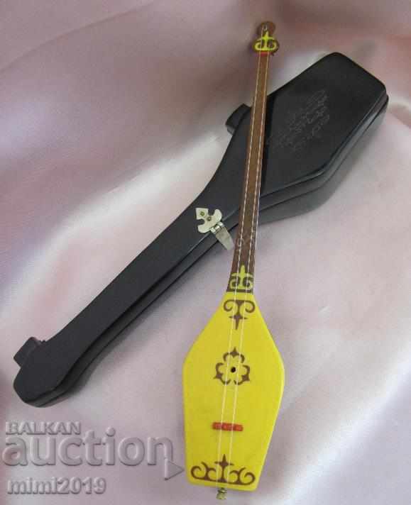 Delivery of 30s Souvenir - Mandolin Italy Bakilite Delivery of 30s Souvenir - Mandolin Italy Bakilite