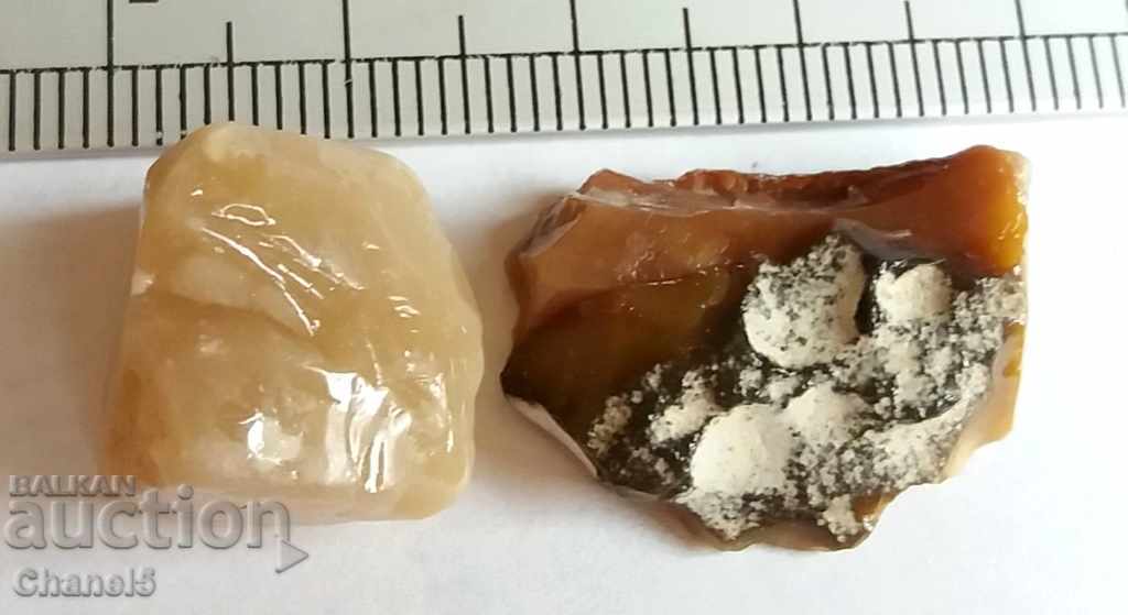 Auction NATURAL RAW HEATS - 2 pcs - 33.80 carats (26) Auction NATURAL RAW HEATS - 2 pcs - 33.80 carats (26)