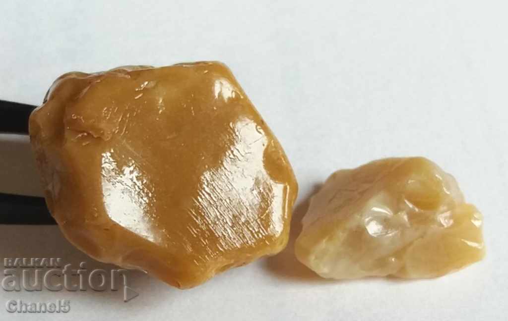 Δημοπρασία ΦΥΣΙΚΕΣ ΘΕΡΜΟΚΡΑΣΙΕΣ - 2 τεμάχια - 34,55 καράτια (80)