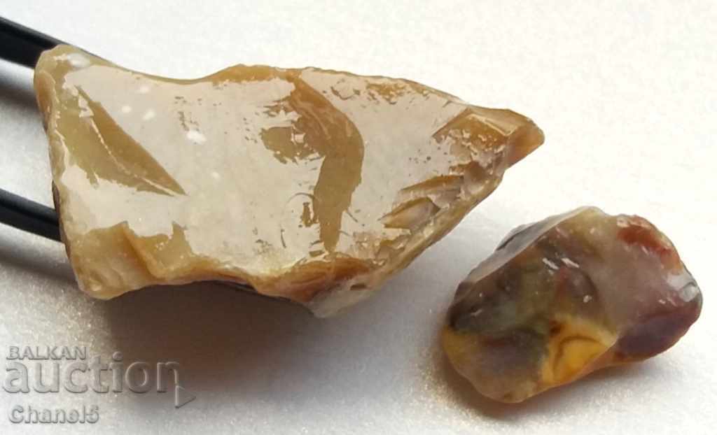 NATURAL RAW HEATING - 2 pcs - 26.65 carats (64) with price 7.50 BGN | € 3.83