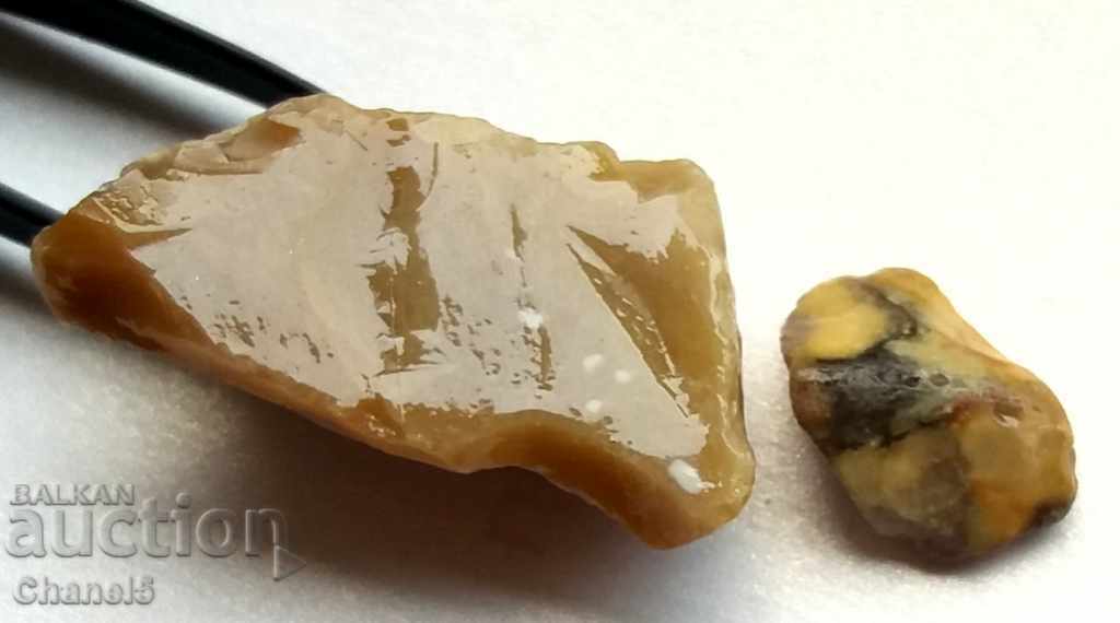 Auction  NATURAL RAW HEATING - 2 pcs - 26.65 carats (64)
