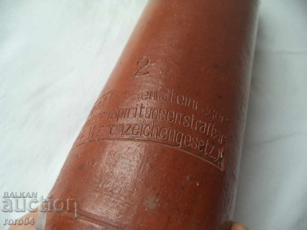 OLD CERAMIC MORE THAN GIN - 6
