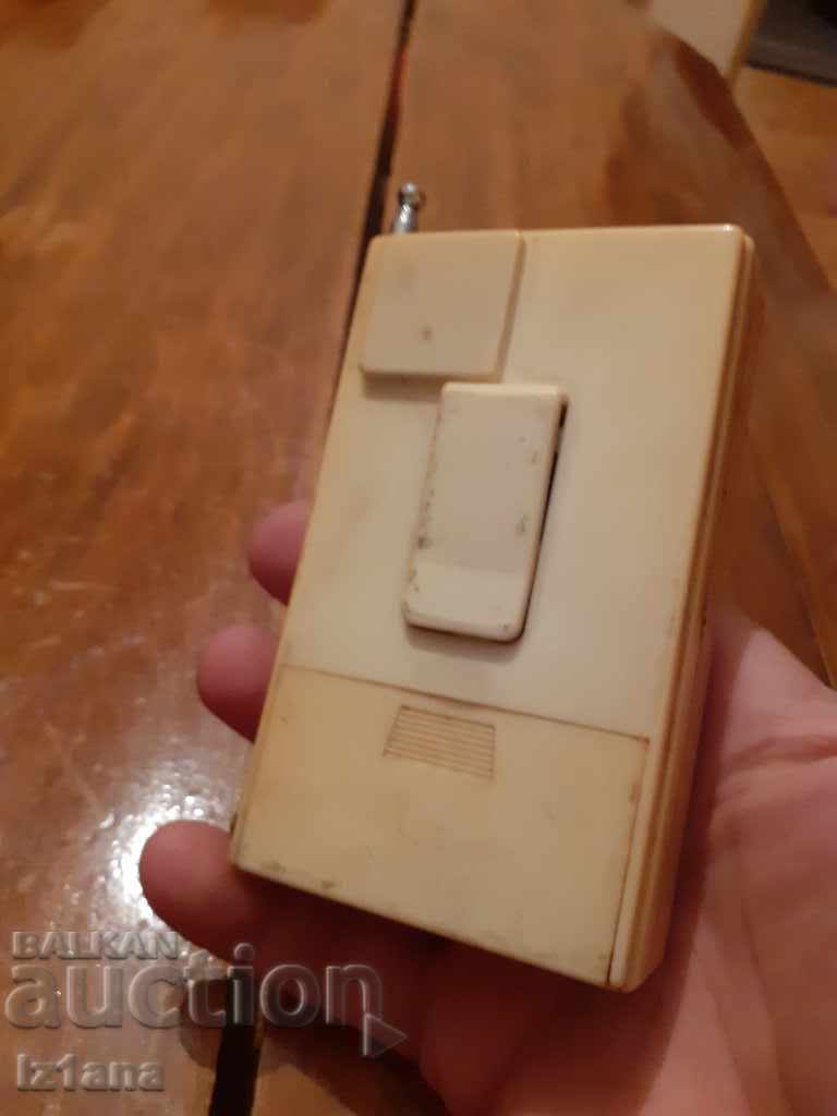 Auction Old radio, International radio Auction Old radio, International radio