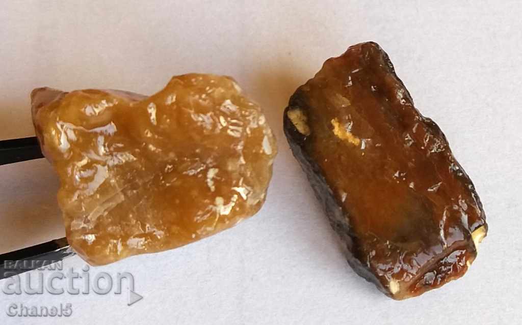 NATURAL RAW HEATING - 2 pcs - 31.14 carats (7) with price 7.50 BGN | € 3.83 NATURAL RAW HEATING - 2 pcs - 31.14 carats (7) with price 7.50 BGN | € 3.83