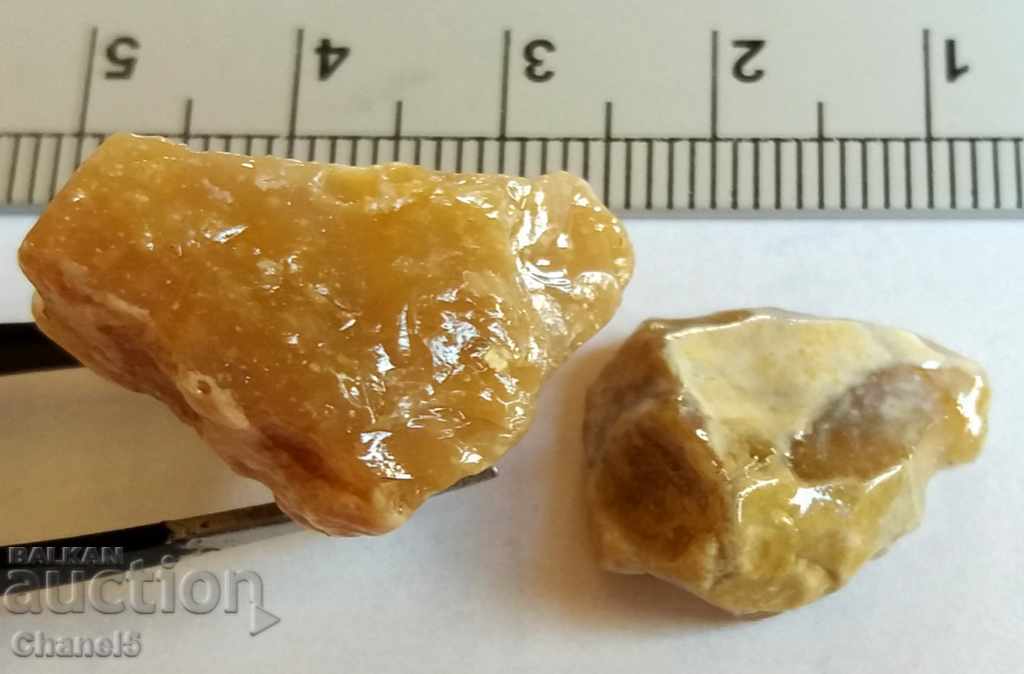 Auction NATURAL RAW HEATING - 2 pcs - 32.84 carats (50) Auction NATURAL RAW HEATING - 2 pcs - 32.84 carats (50)