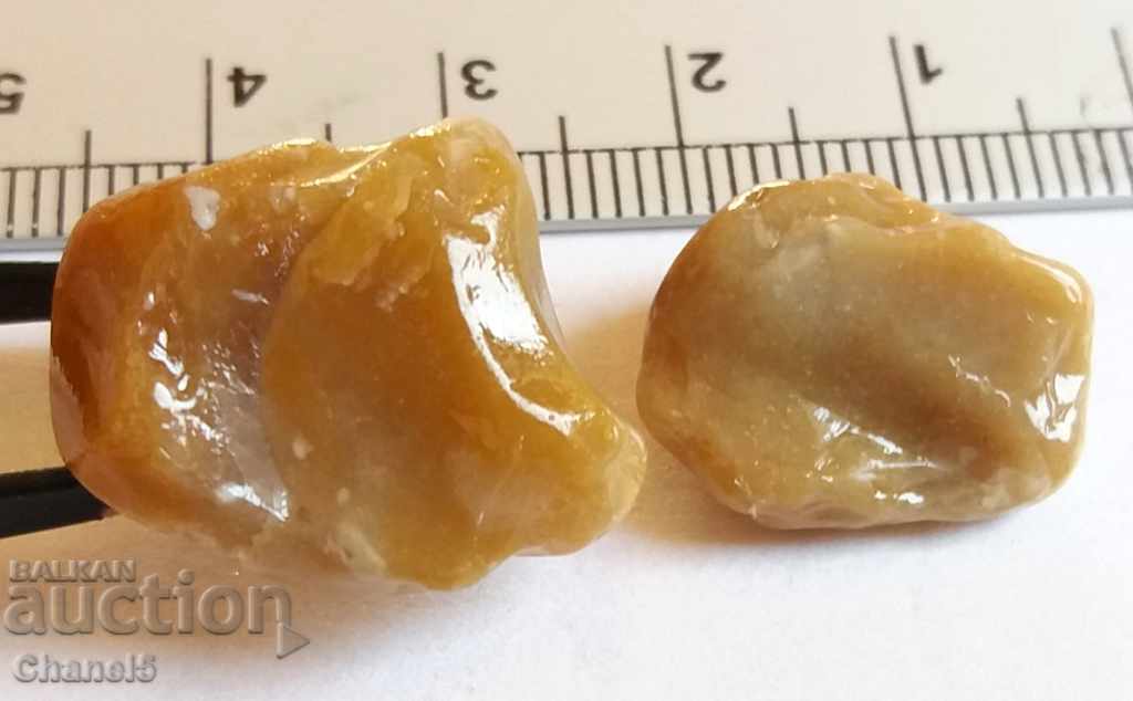 NATURAL RAW HEATING - 2 pcs - 33.85 carats (54) with price 6.90 BGN | € 3.53 NATURAL RAW HEATING - 2 pcs - 33.85 carats (54) with price 6.90 BGN | € 3.53