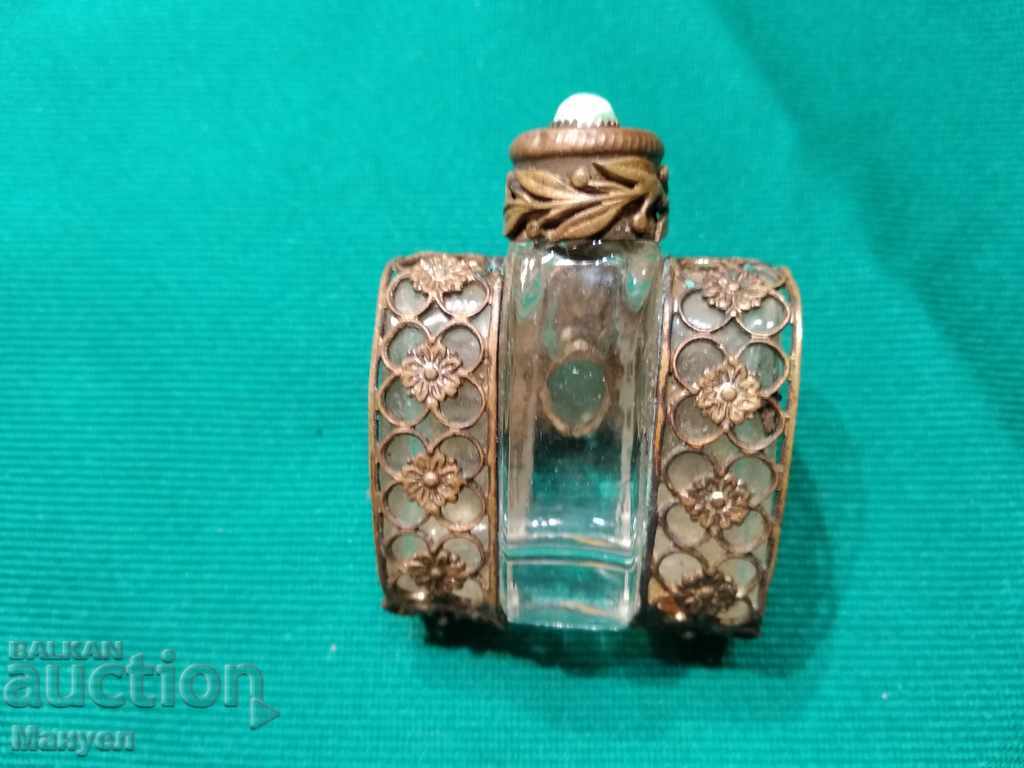 Auction I sell old bottle for perfume-filtered.RRRR Auction I sell old bottle for perfume-filtered.RRRR
