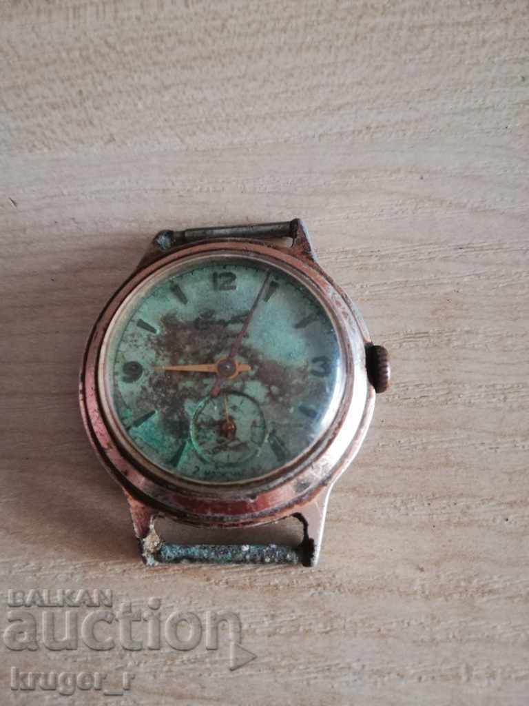 Soviet clock from the 50s START with price 14.00 BGN | € 7.16