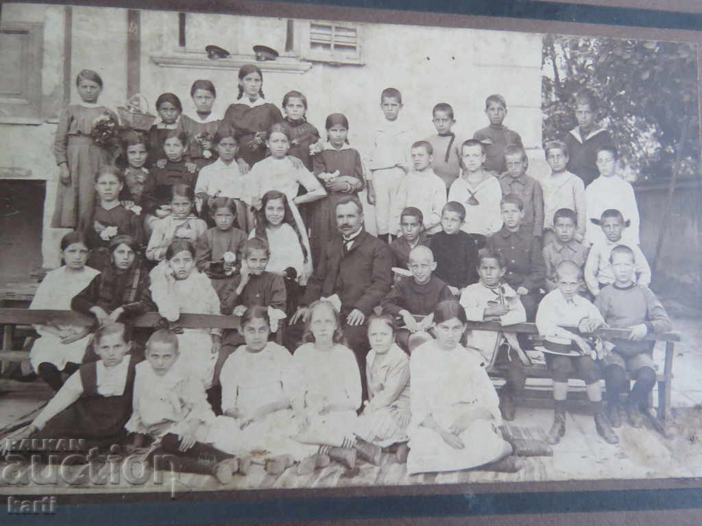 OLD PHOTO - CARDBOARD OLD PHOTO - CARDBOARD