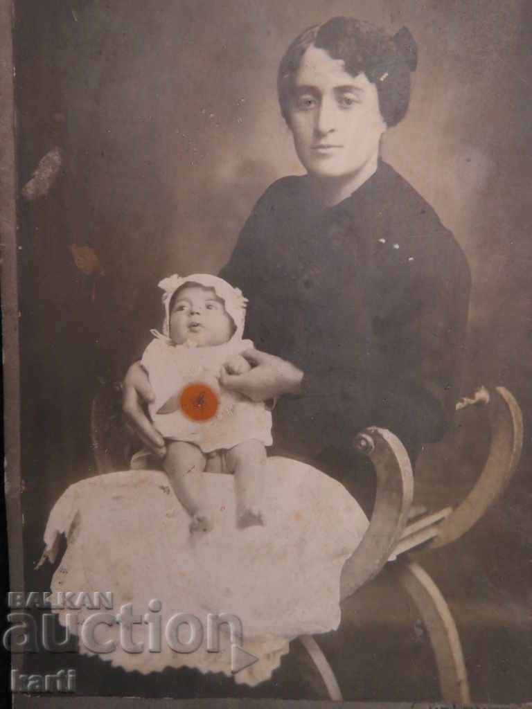 OLD PHOTO - CARDBOARD - KREPIEV - SOFIA with price 11.99 BGN | € 6.13 OLD PHOTO - CARDBOARD - KREPIEV - SOFIA with price 11.99 BGN | € 6.13