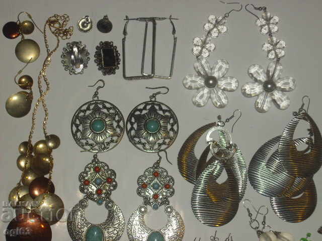 Lot of jewelry 20 pieces with price 10.00 BGN | € 5.11 Lot of jewelry 20 pieces with price 10.00 BGN | € 5.11