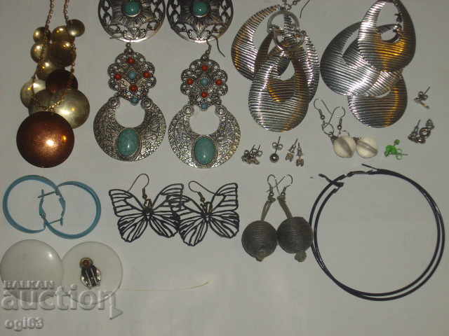 Auction Lot of jewelry 20 pieces Auction Lot of jewelry 20 pieces