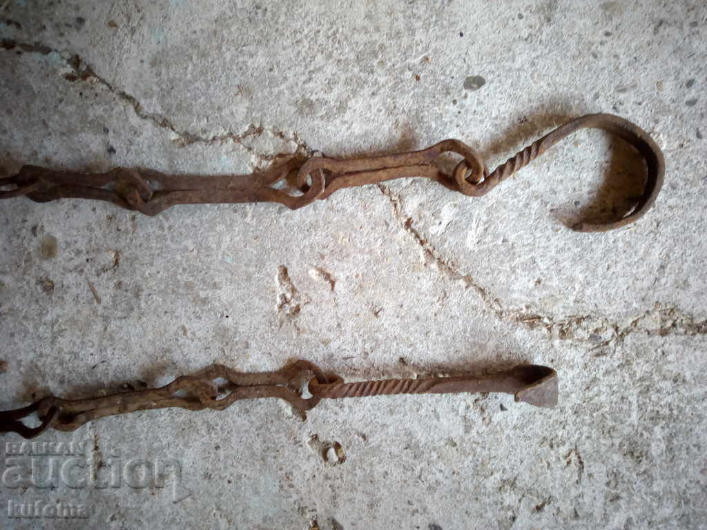 Old forged chain for hearth with price 19.99 BGN | € 10.22