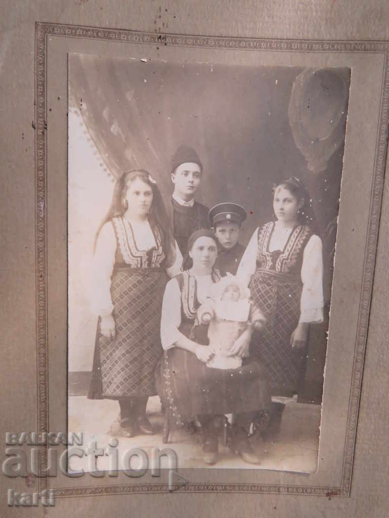 OLD PHOTOGRAPHY - CARDBOARD - MEDIA with price 7.99 BGN | € 4.09 OLD PHOTOGRAPHY - CARDBOARD - MEDIA with price 7.99 BGN | € 4.09