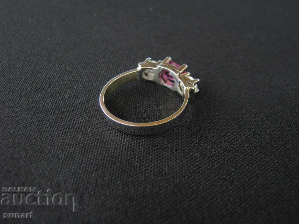 Delivery of RING WITH DIAMONDS 0.32K VS COLOR G + RUBY 1.0 CARAT SI Delivery of RING WITH DIAMONDS 0.32K VS COLOR G + RUBY 1.0 CARAT SI