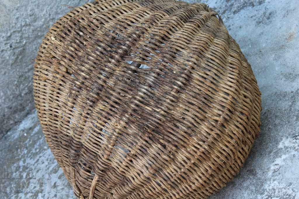 . OLD AUTHENTIC MANUFACTURED WOVEN BASKET BASKET BASKET - 6 . OLD AUTHENTIC MANUFACTURED WOVEN BASKET BASKET BASKET - 6