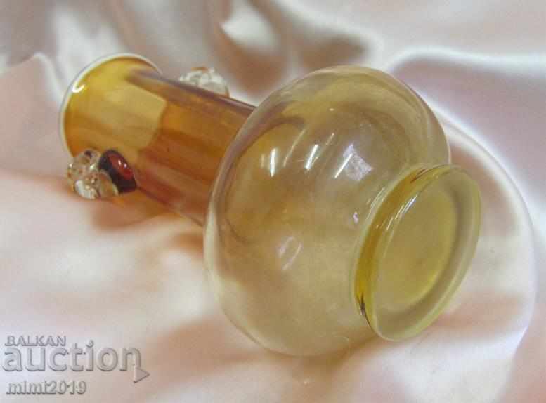 Delivery of Old Crystal Glass Handmade Art Vase Delivery of Old Crystal Glass Handmade Art Vase