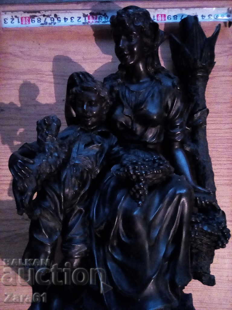 Delivery of Old statuette lamp