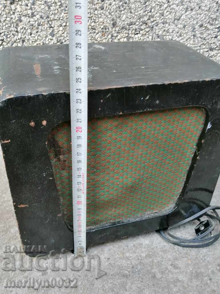 Delivery of Old radio point, speaker, radio, speaker, loudspeaker Delivery of Old radio point, speaker, radio, speaker, loudspeaker