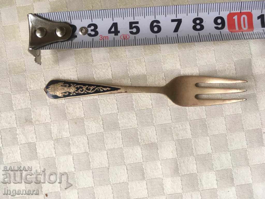 FORK FORK BRASS CHERRY ENAMEL SMALL FORK