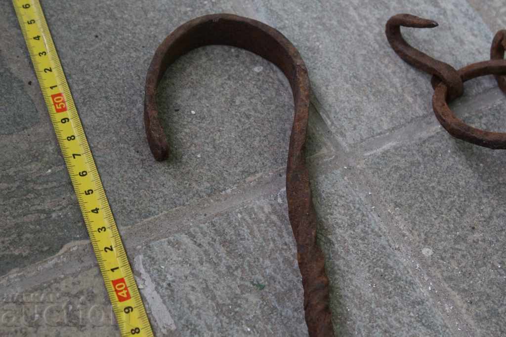 . OLD LARGE FORGED CHANG CHUCK CHAIN - 5 . OLD LARGE FORGED CHANG CHUCK CHAIN - 5