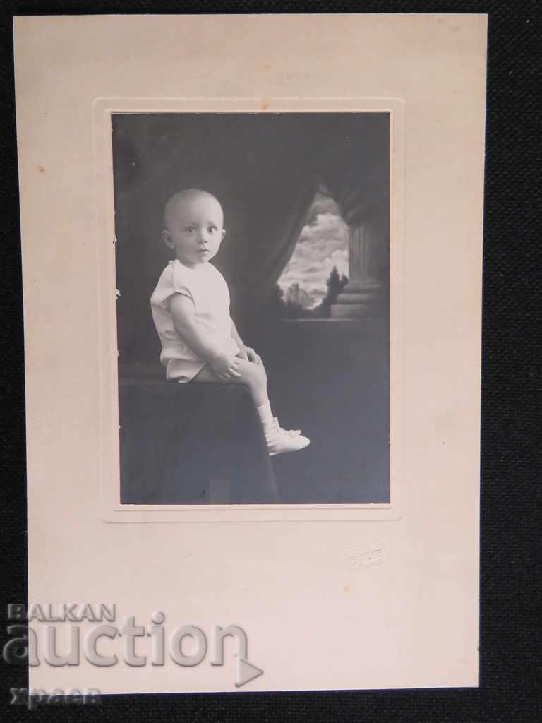 OLD PHOTO - CARDBOARD - DATSOV - SOFIA - 0610 with price 19.99 BGN | € 10.22 OLD PHOTO - CARDBOARD - DATSOV - SOFIA - 0610 with price 19.99 BGN | € 10.22