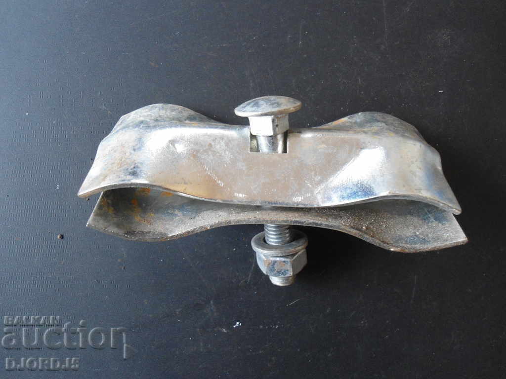 Auction Old bar, bracket Auction Old bar, bracket