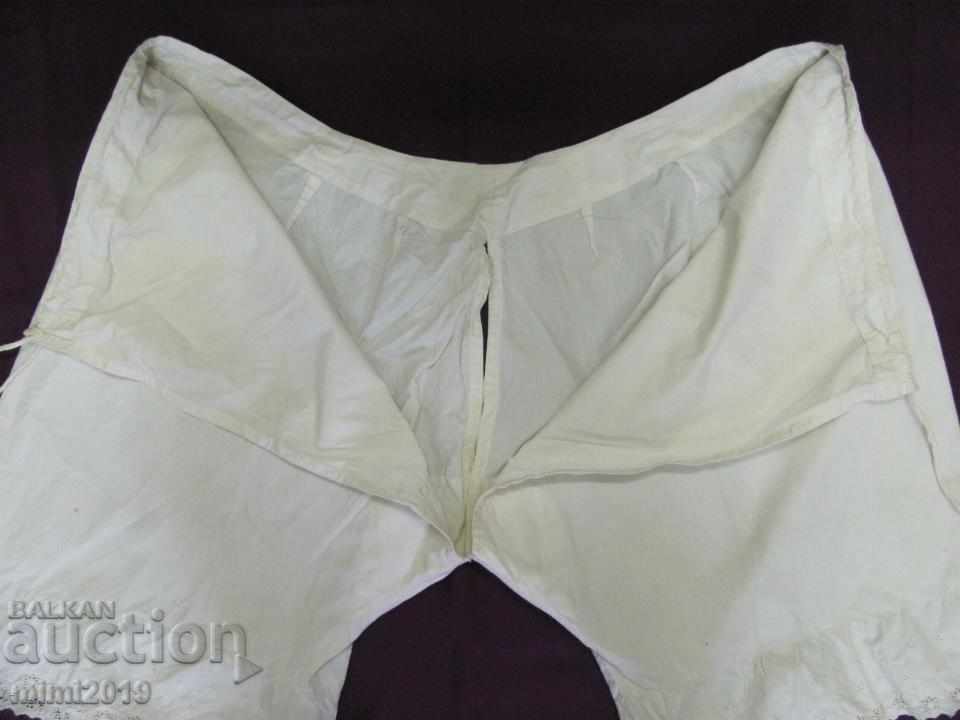 Delivery of 19th Century Victorian Style Ladies Panties with Lace Delivery of 19th Century Victorian Style Ladies Panties with Lace