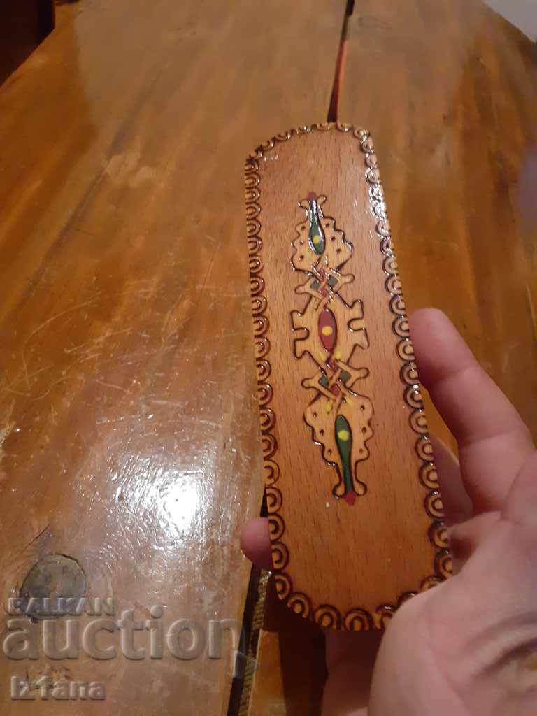 Auction  Old shoe brush, clothes