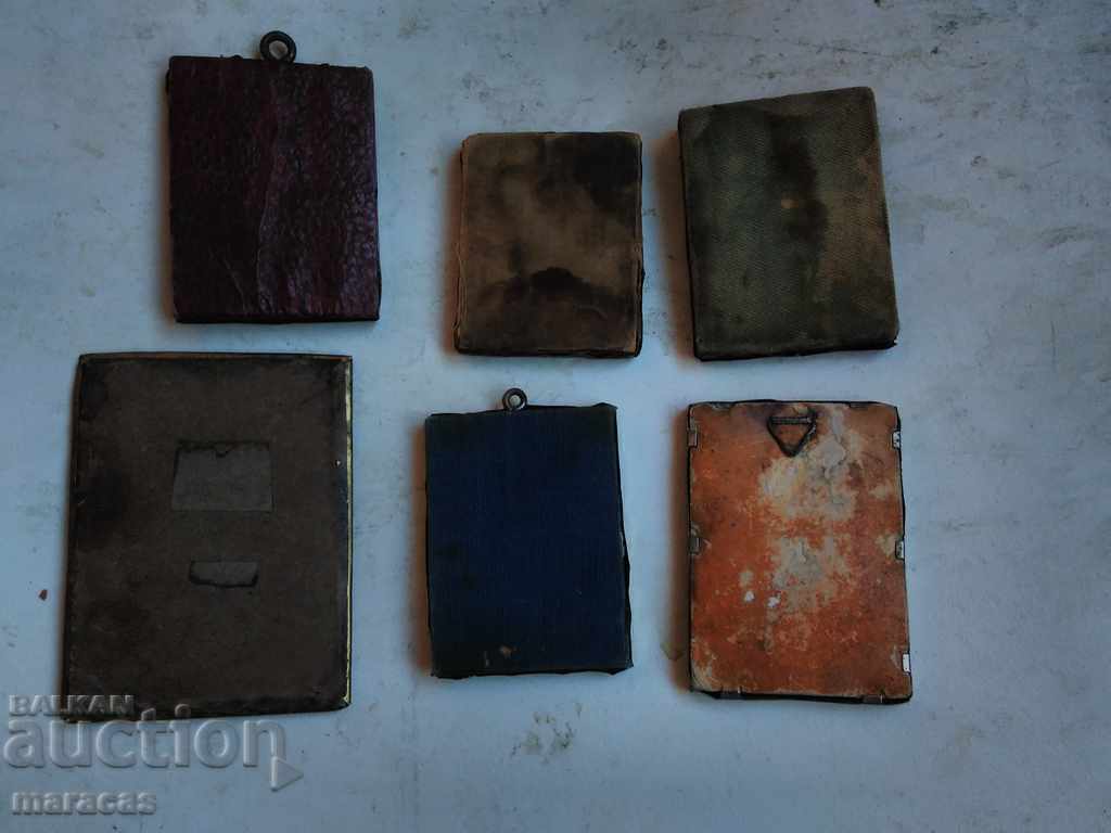 Стсри джобни икони с цена 120.00 лв. | € 61.36 Стсри джобни икони с цена 120.00 лв. | € 61.36